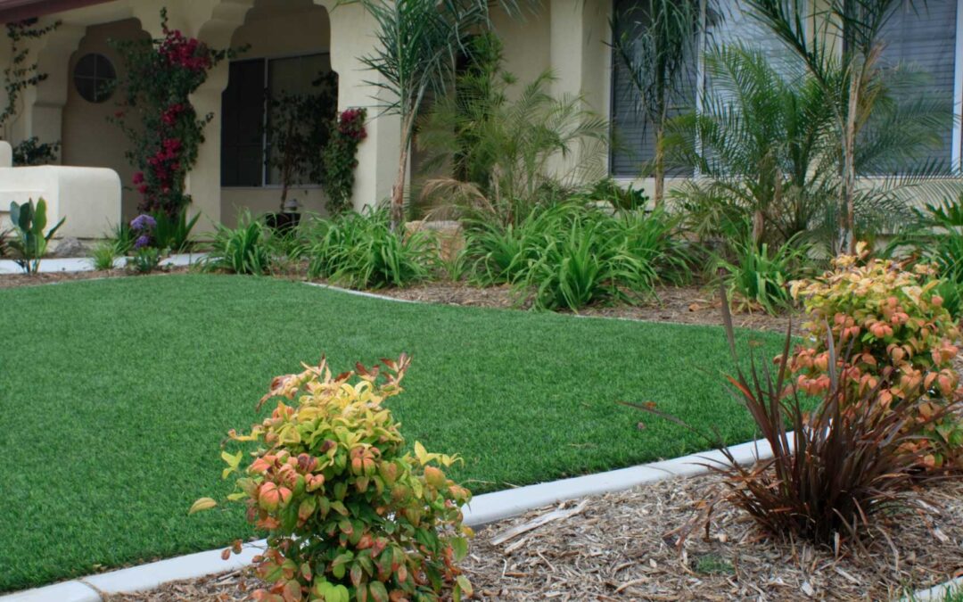 gazon synthétique devant maison