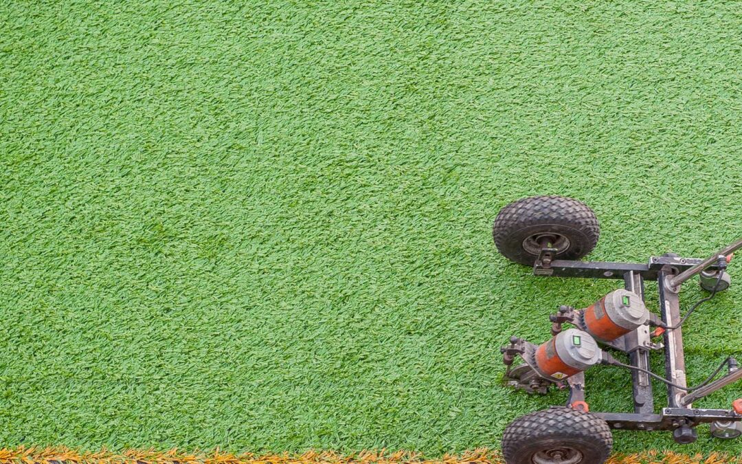 gazon synthétique avec machine